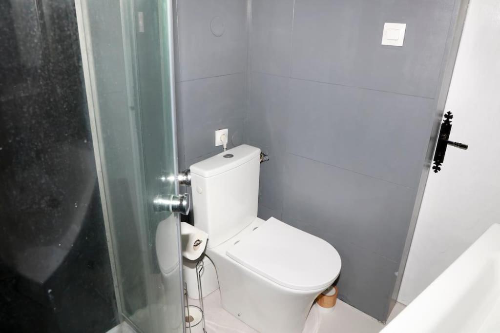 שולה Loft La Perriere, Un Oasis En Pleine Ville מראה חיצוני תמונה